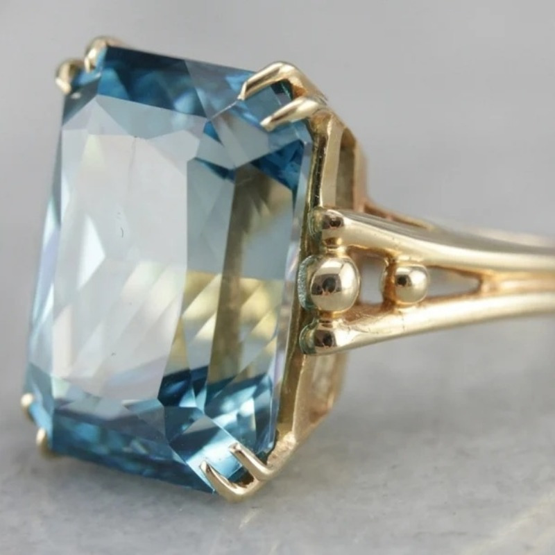Vintage Boho Zirconia Statement Ring Golden Tone Metal